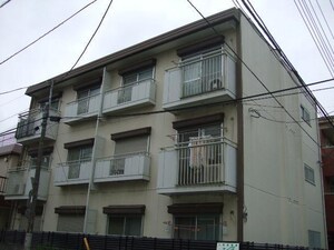 レーベン高砂外観写真