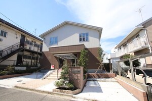 シャーメゾン湘南外観写真