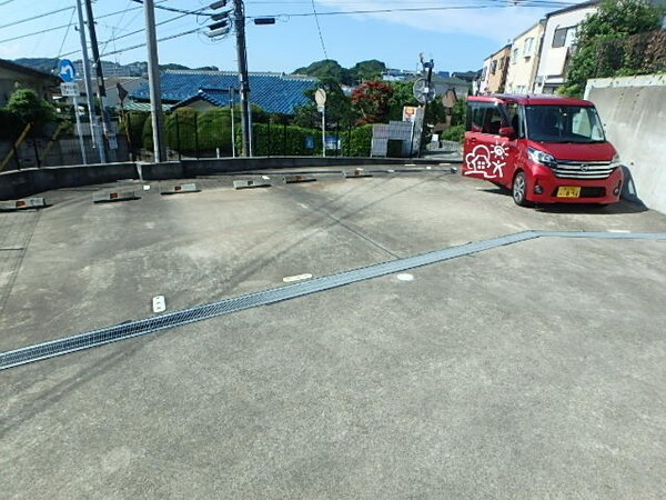 駐車場(駐車場（要空き確認）)