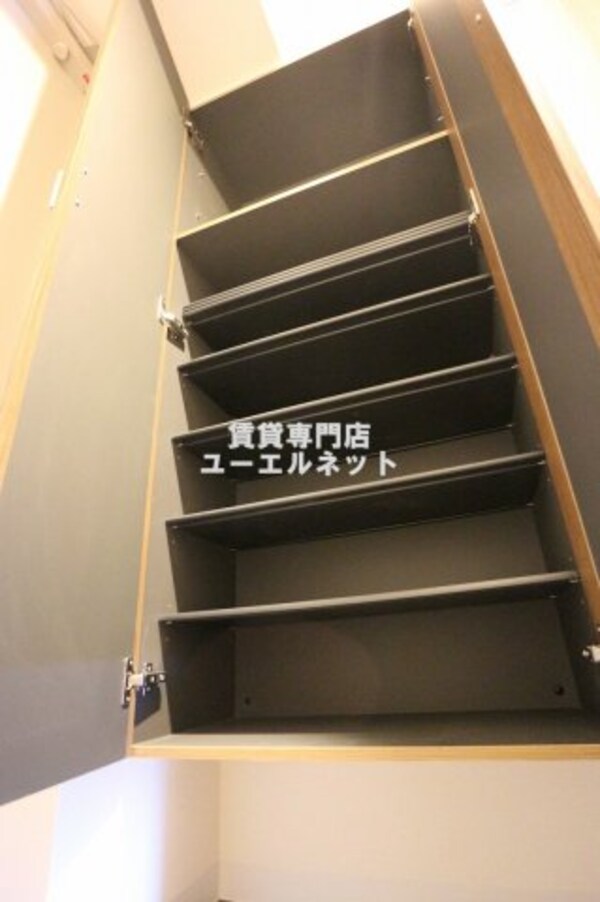 建物設備(シューズボックス)