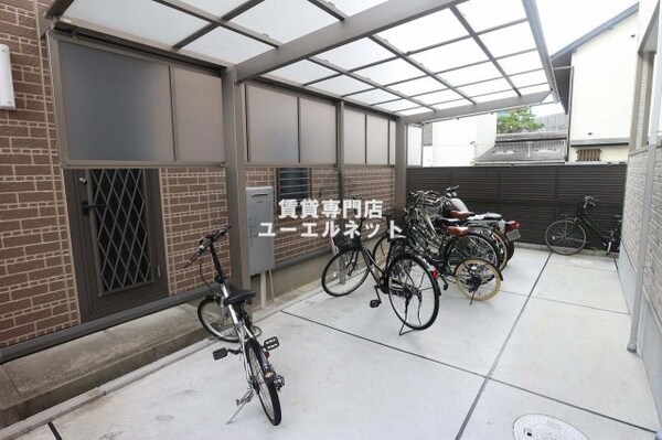 建物設備(駐輪場)