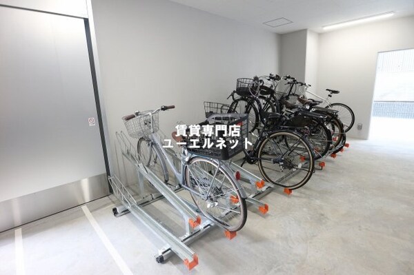 建物設備(駐輪場)