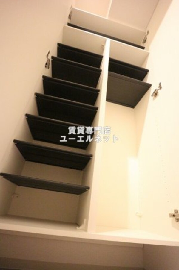 建物設備(シューズボックス)
