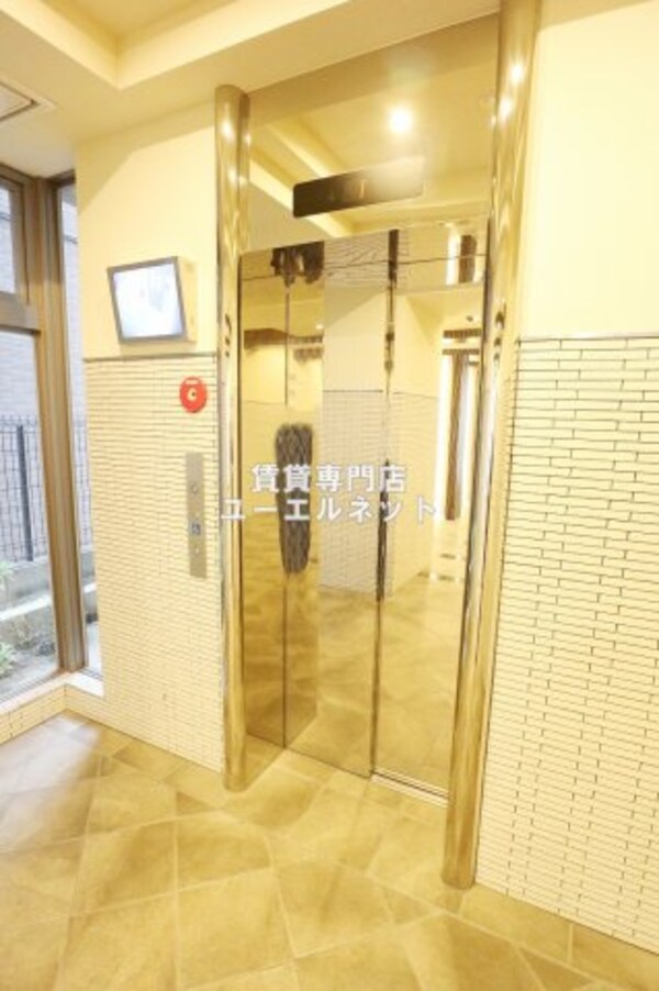 建物設備(エレベーター)