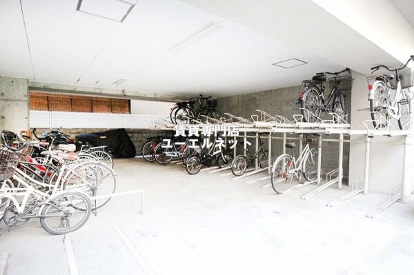 建物設備(駐輪場)