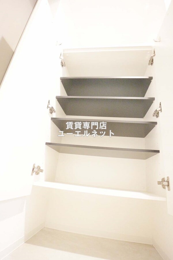 建物設備(シューズボックス)