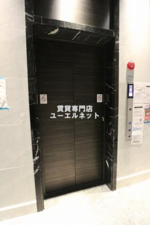 建物設備(エレベーター)