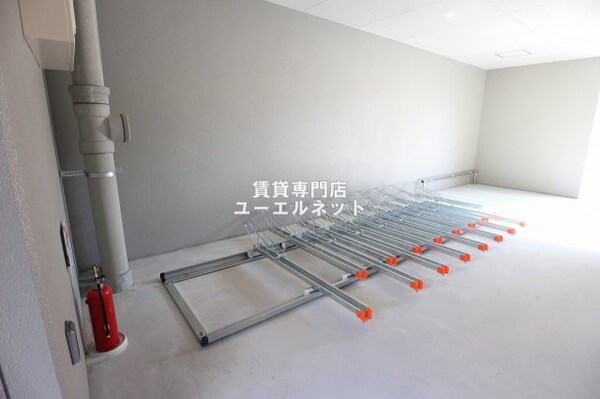 建物設備(駐輪場)