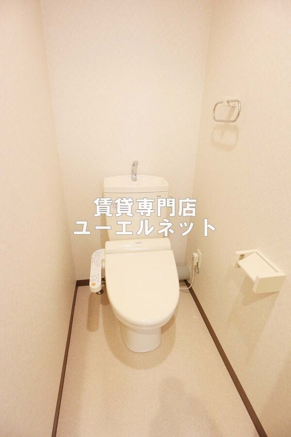トイレ(清潔感のあるトイレ)