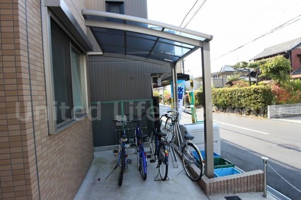 建物設備(駐輪場)