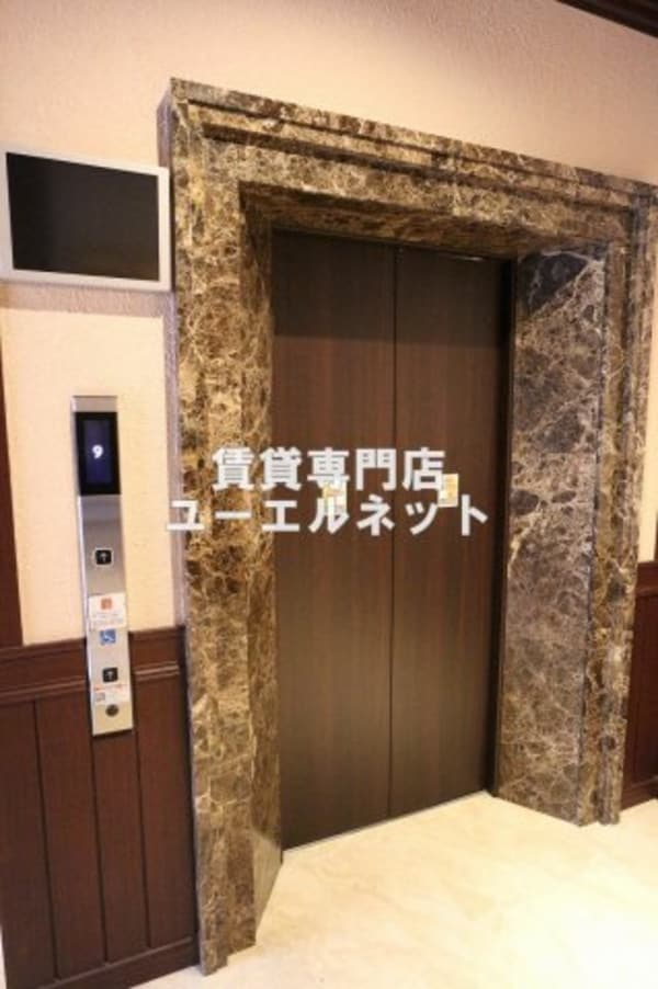 建物設備(エレベーターで楽々♪)