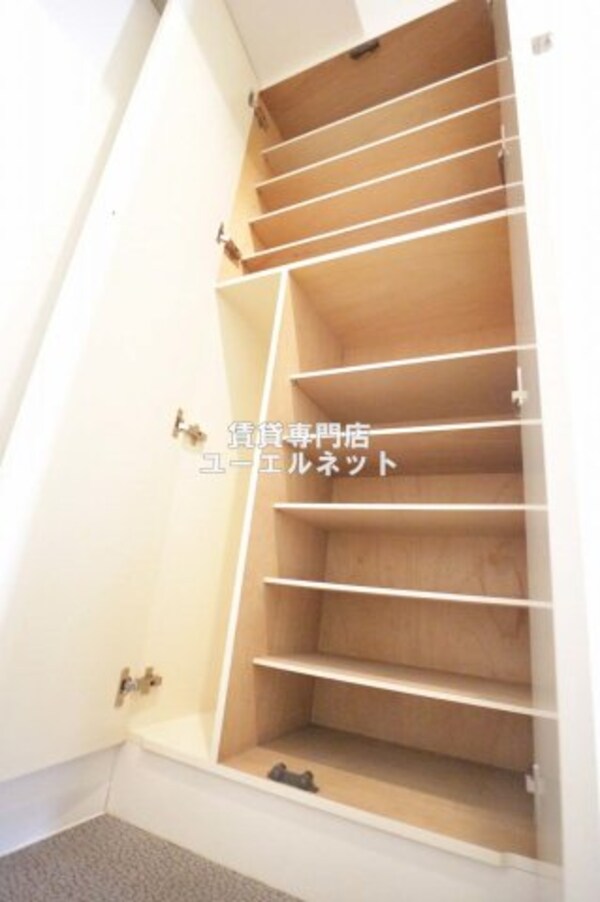 建物設備(シューズボックス)