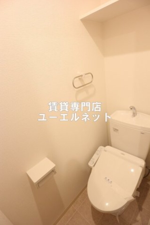 トイレ(清潔感のあるトイレ)