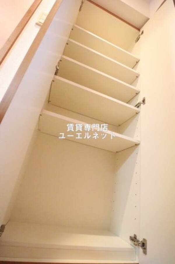 建物設備(シューズボックス)