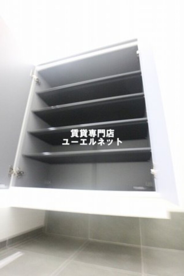 建物設備(シューズボックス)