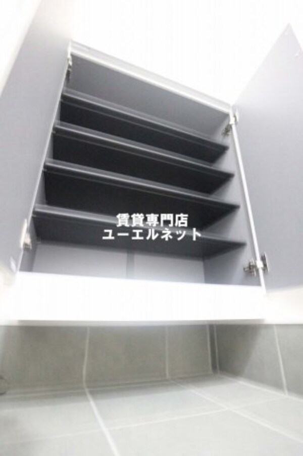 建物設備(シューズボックス)