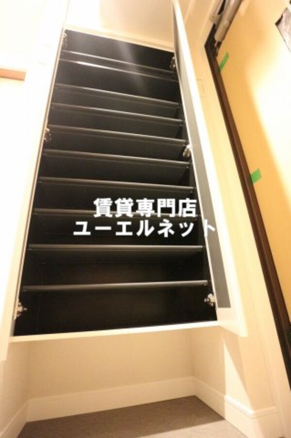 建物設備(収納力たっぷりのシューズボックス！)
