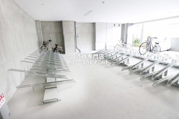 建物設備(自転車通勤にも便利な駐輪場付き♪)