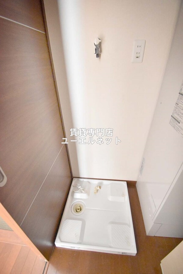 建物設備(洗濯機置き場)