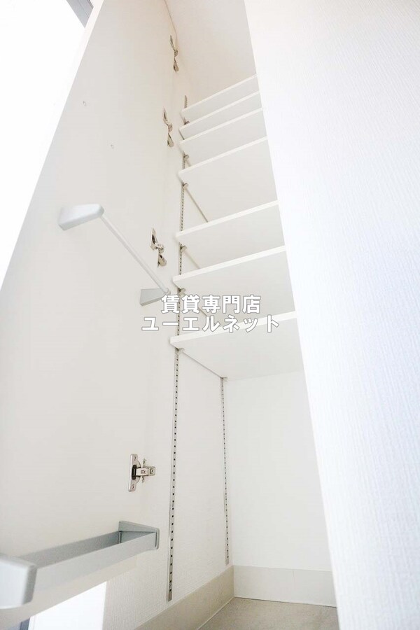 建物設備(収納力たっぷりのシューズボックスで玄関すっきり！)