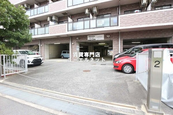 建物設備(駐車場)