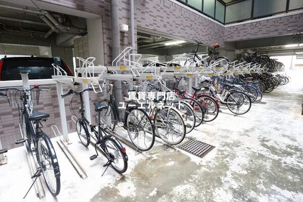 建物設備(駐輪場)