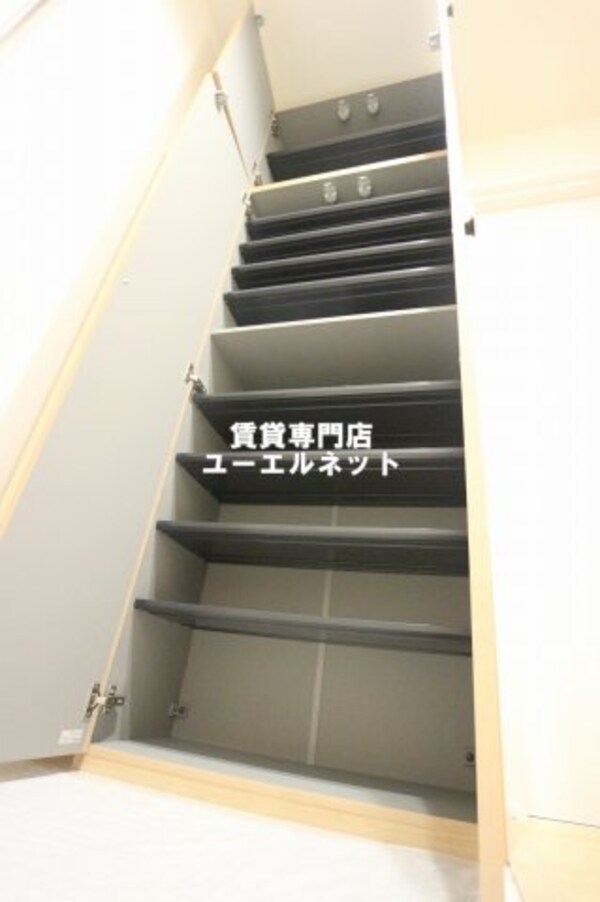 建物設備(シューズボックス)