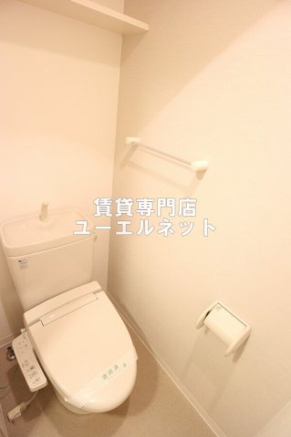 トイレ(清潔感のあるトイレ)