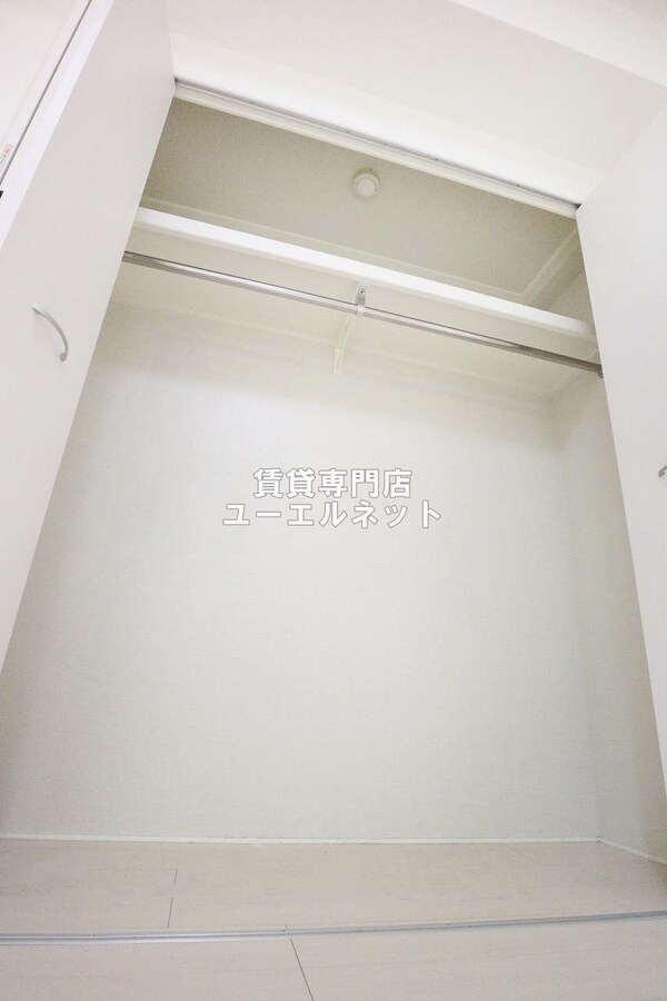 建物設備(クローゼット付きでお部屋もスッキリ♪)