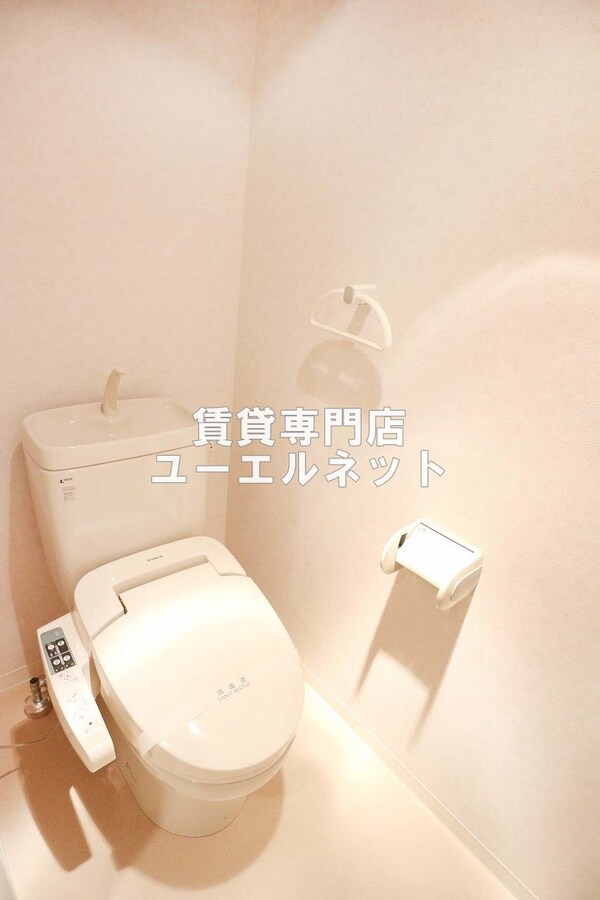 トイレ(清潔感のあるトイレ)