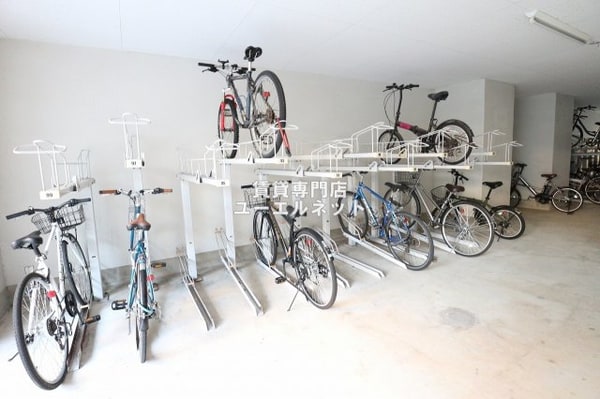建物設備(駐輪場)