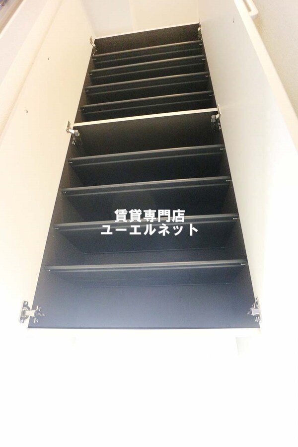 建物設備(シューズボックス)
