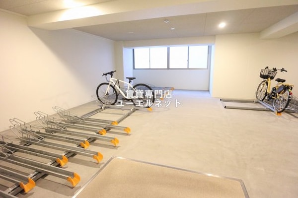 建物設備(自転車通勤にも便利な駐輪場付き♪)