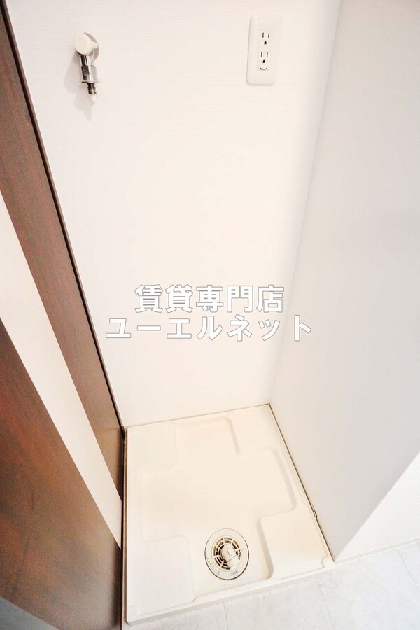 建物設備(洗濯機置き場)
