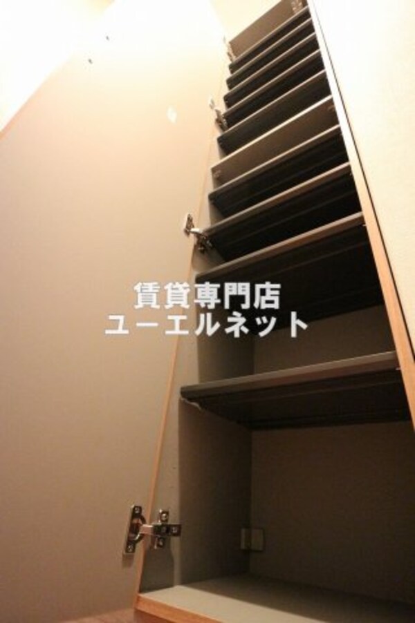 建物設備(シューズボックス)
