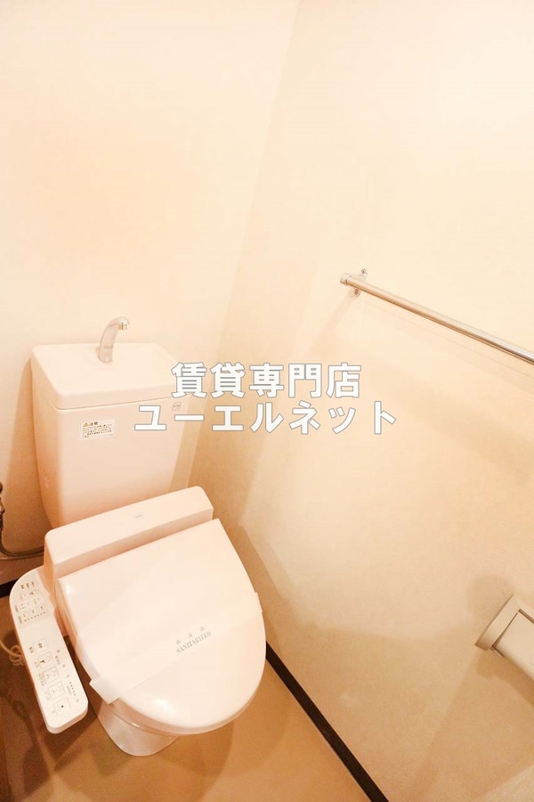トイレ(清潔感のあるトイレ)
