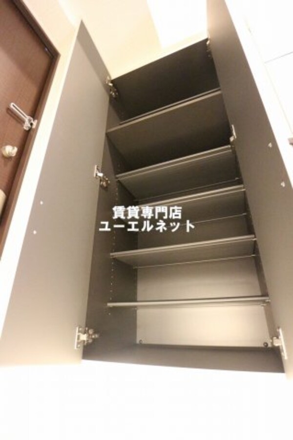 建物設備(シューズボックス)