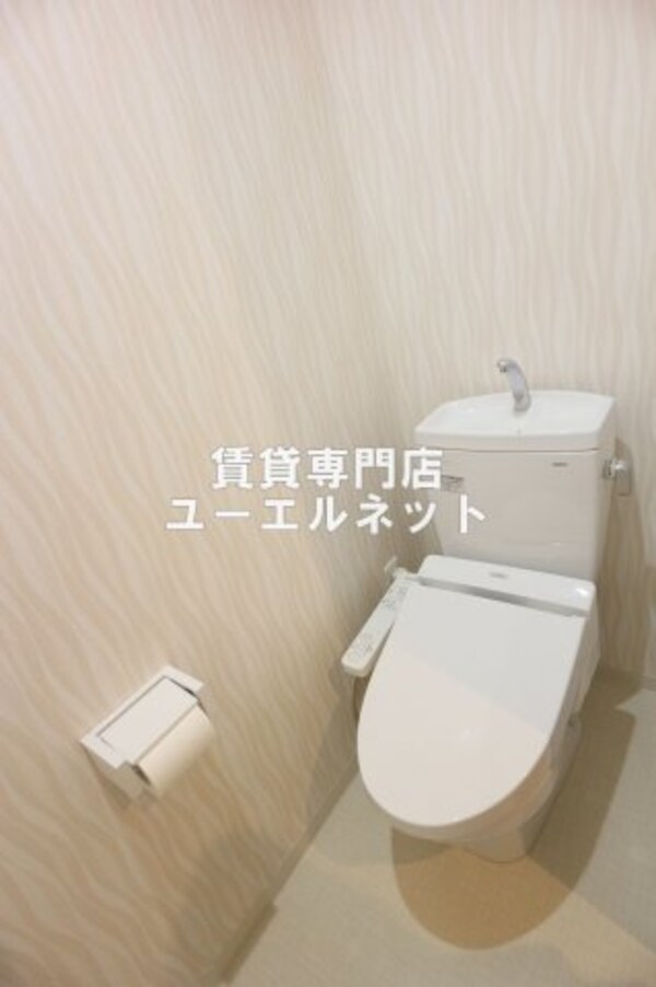 トイレ(清潔感のあるトイレ)