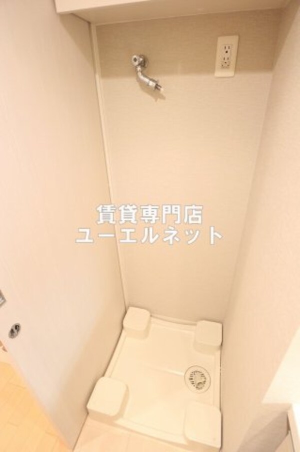 建物設備(洗濯機置き場)