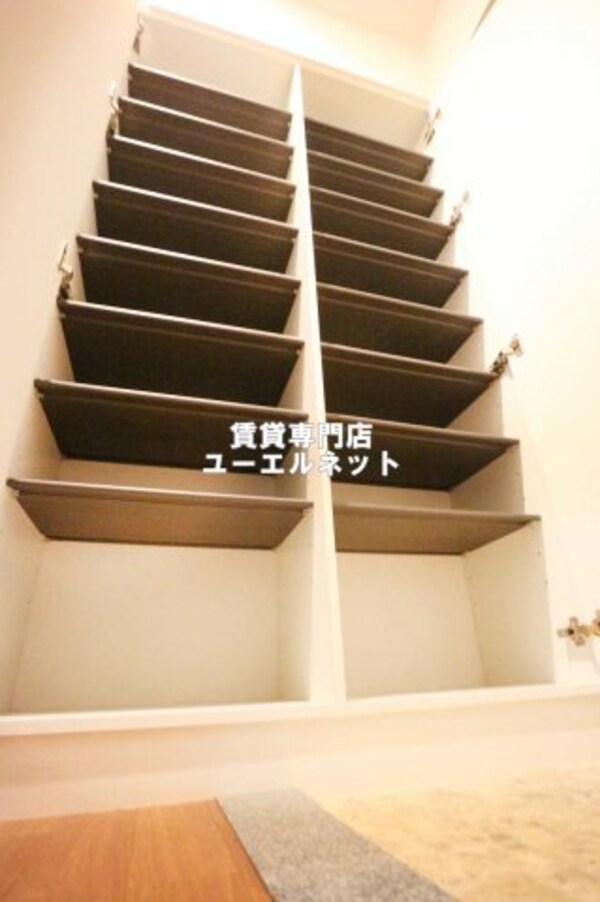 建物設備(シューズボックス)