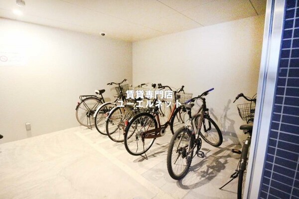 建物設備(自転車通勤にも便利な駐輪場付き♪)