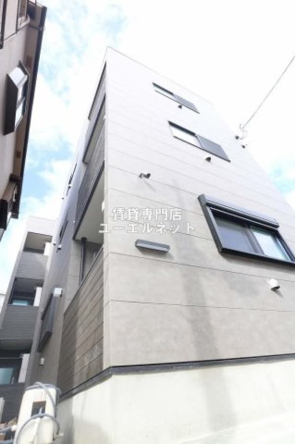 外観(シンプルで洗練されたデザインが毎日の暮らしに心地よさをプラス)