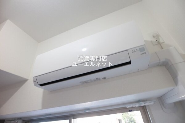 建物設備(エアコン)