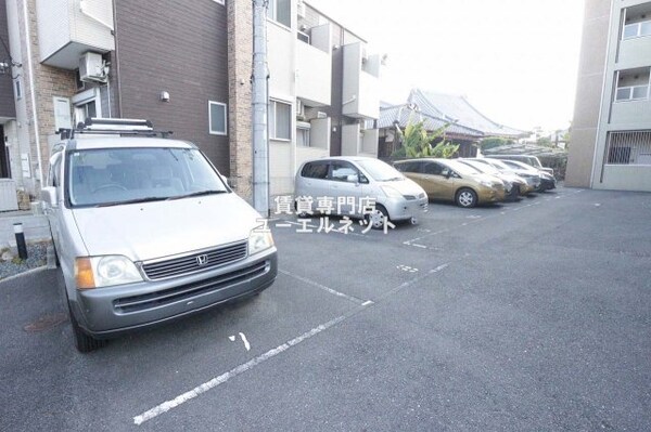 駐車場(敷地内駐車場です)