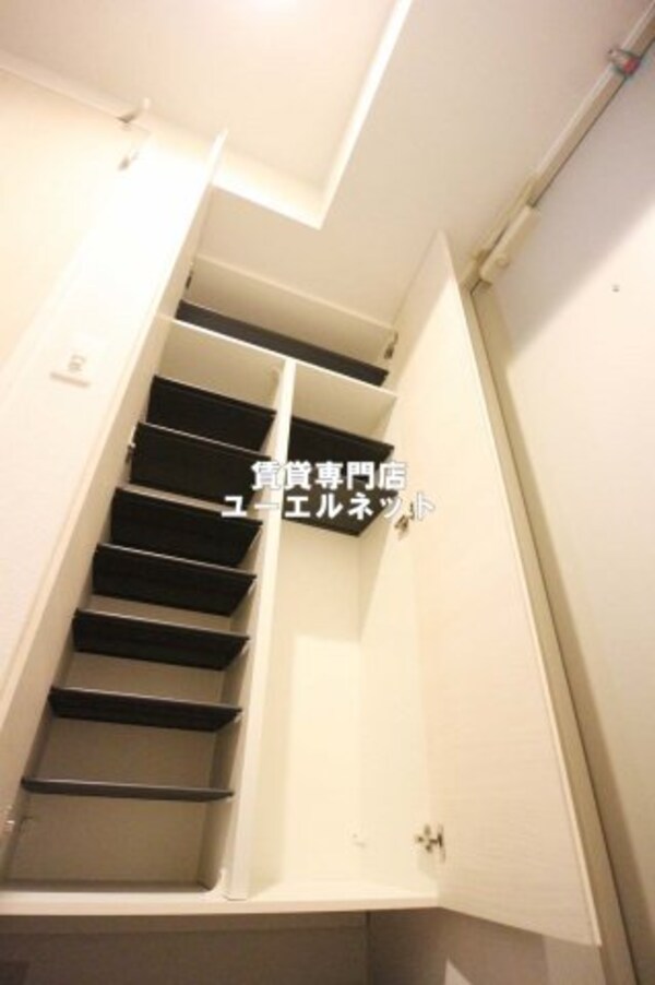 建物設備(シューズボックス)