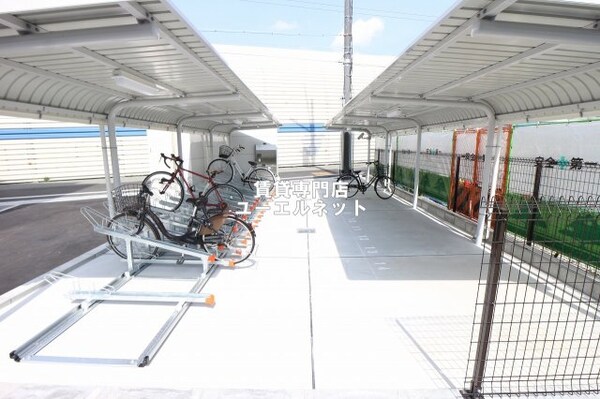 建物設備(駐輪場)