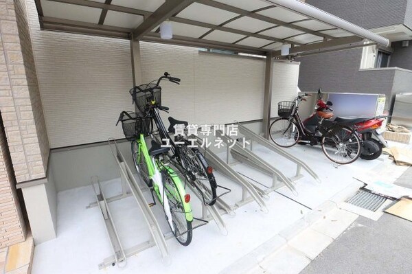 建物設備(駐輪場)