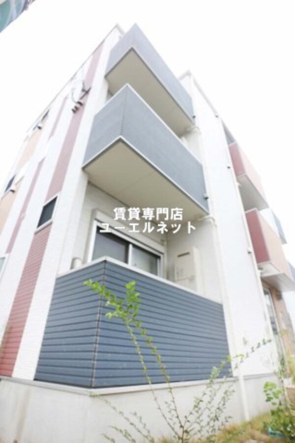 外観(シンプルで洗練されたデザインが毎日の暮らしに心地よさをプラス)