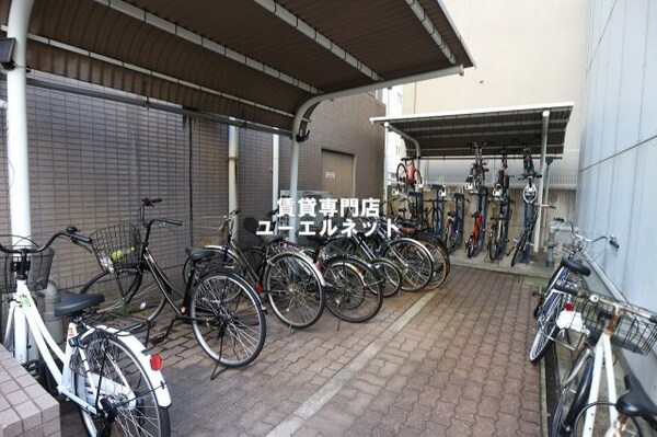 建物設備(駐輪場)