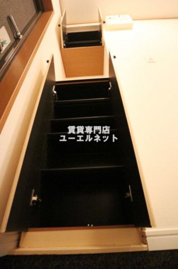 建物設備(シューズボックス)